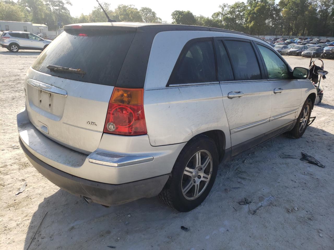 صورة رقم 4 من المزاد - 2007 CHRYSLER PACIFICA T مع VIN 2A8GM68X57R239639