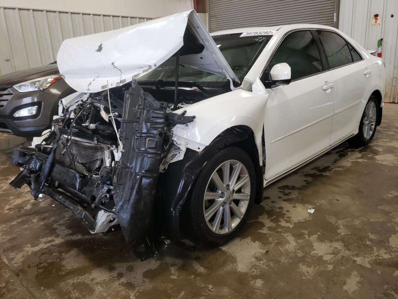 Photo 2 from auction – 2014 TOYOTA CAMRY L with VIN 4T4BF1FK4ER435031