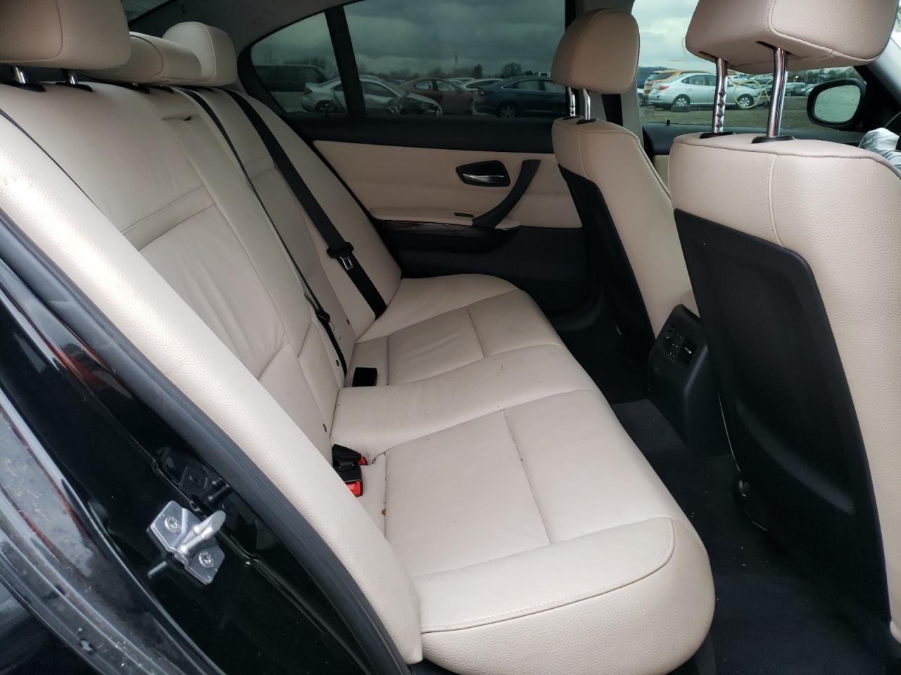 Photo 6 from auction – 2011 BMW 328 XI with VIN WBAPK7G58BNN86968