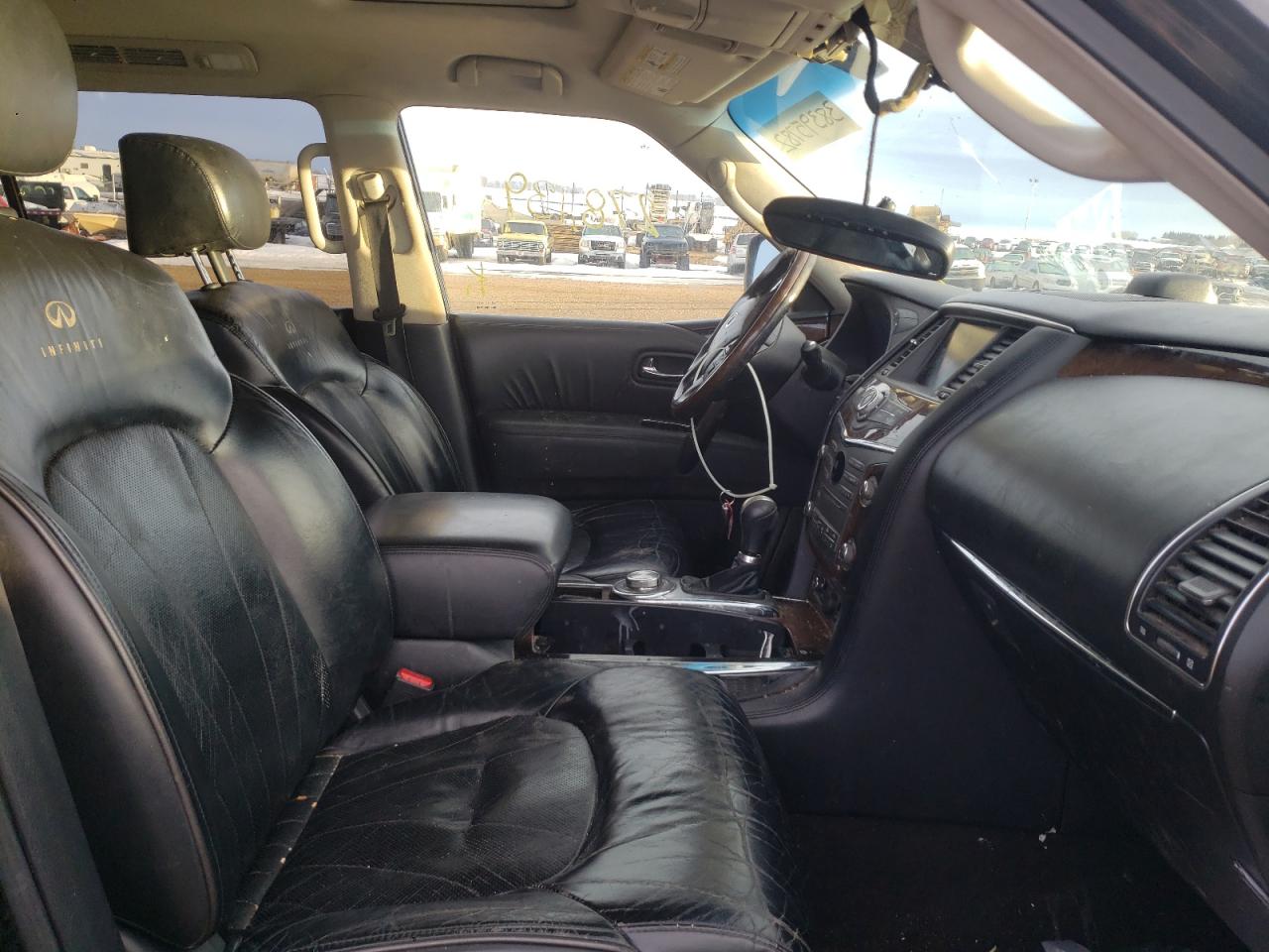 Photo 5 from auction – 2011 INFINITI QX56 with VIN JN8AZ2NC9B9301913