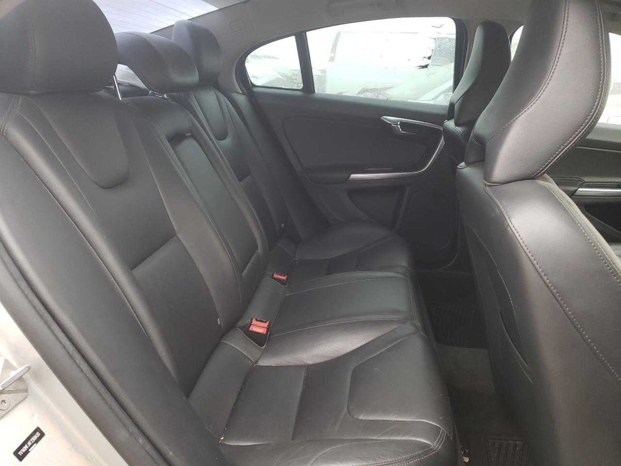 Photo 6 from auction – 2015 VOLVO S60 with VIN YV140MFJ4F2369430