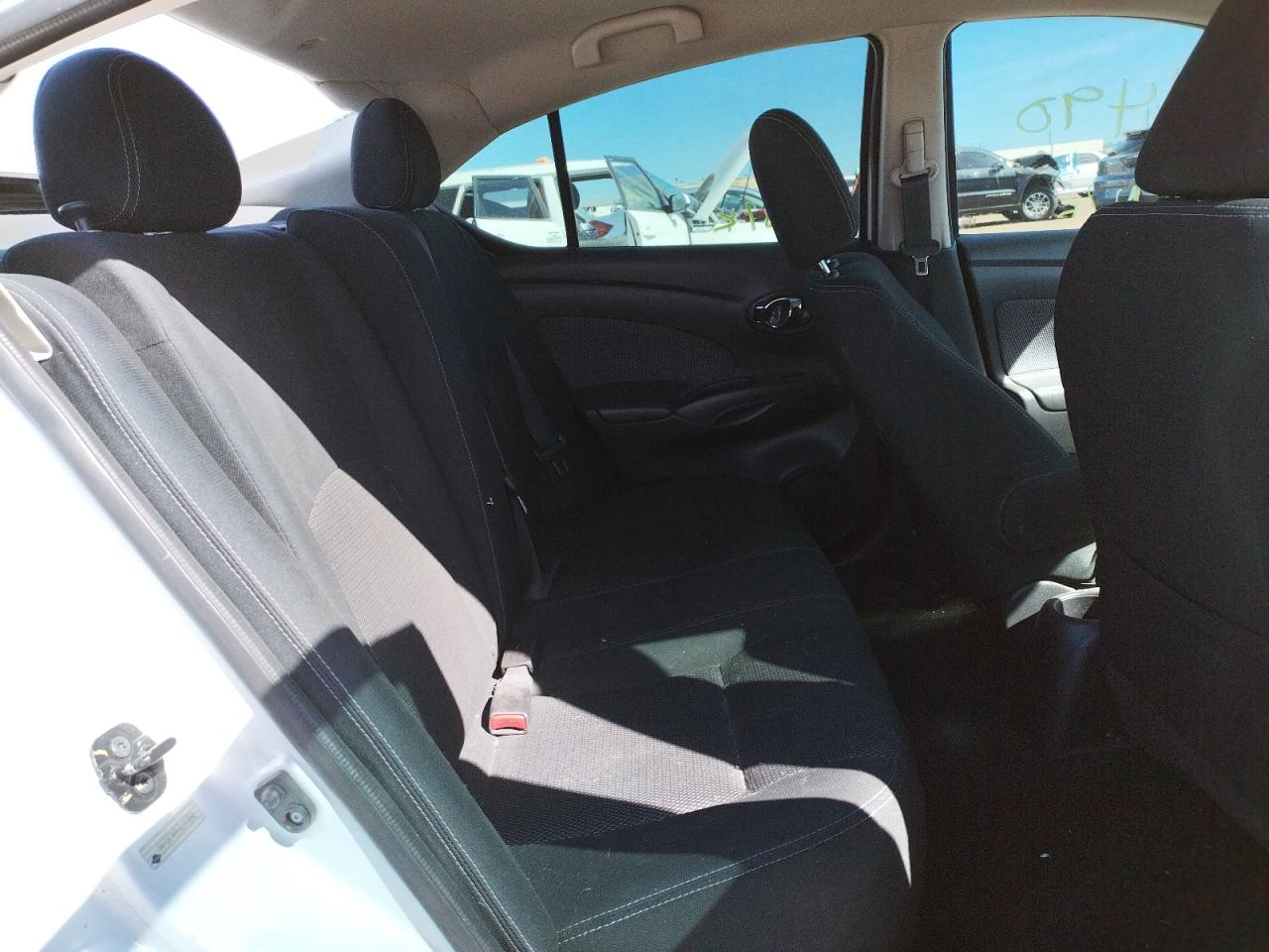 Photo 6 from auction – 2016 NISSAN VERSA S with VIN 3N1CN7APXGL810688