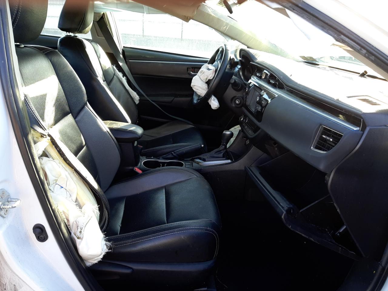 Photo 5 from auction – 2015 TOYOTA COROLLA L with VIN 5YFBURHE2FP292153