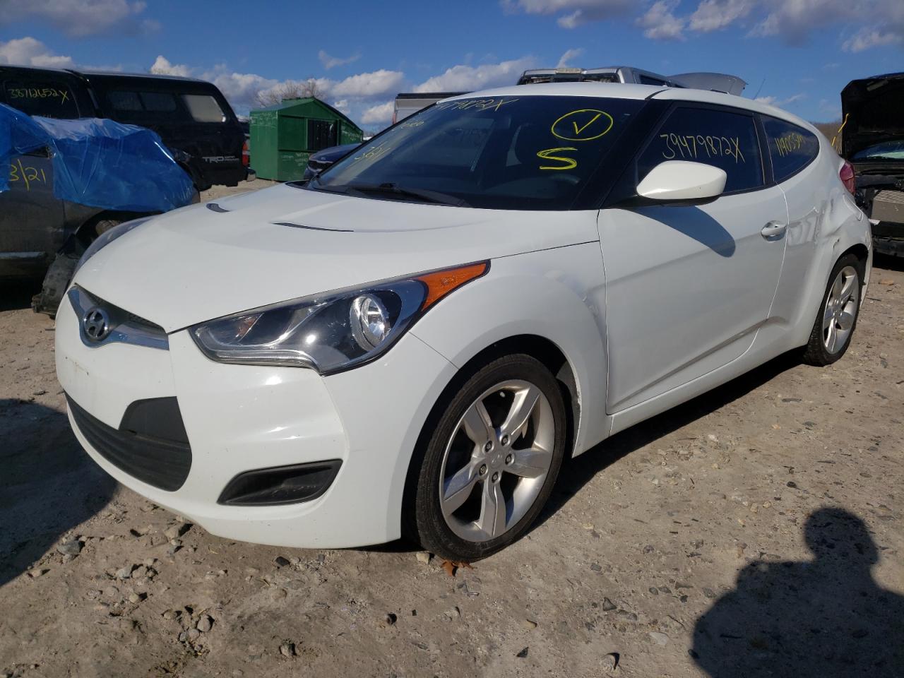 Photo 2 from auction – 2015 HYUNDAI VELOSTER with VIN KMHTC6AD9FU231873