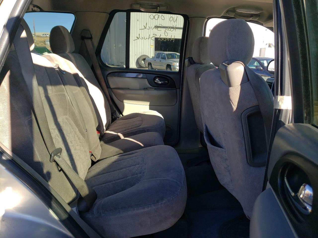 Photo 6 from auction – 2004 GMC ENVOY with VIN 1GKDT13S842329085