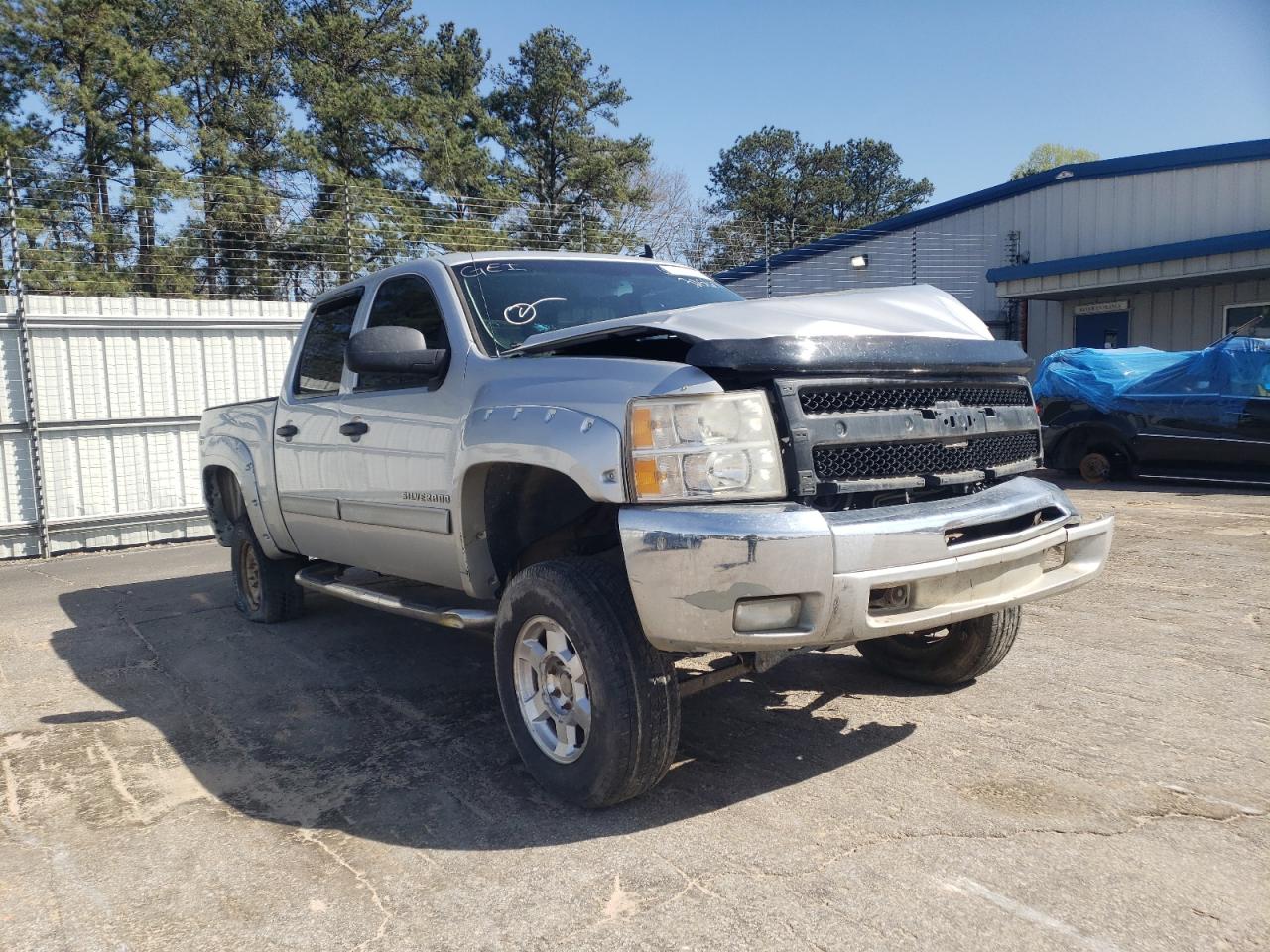 Photo 1 from auction – 2011 CHEVROLET SILVERADO with VIN 3GCPKSE37BG325167