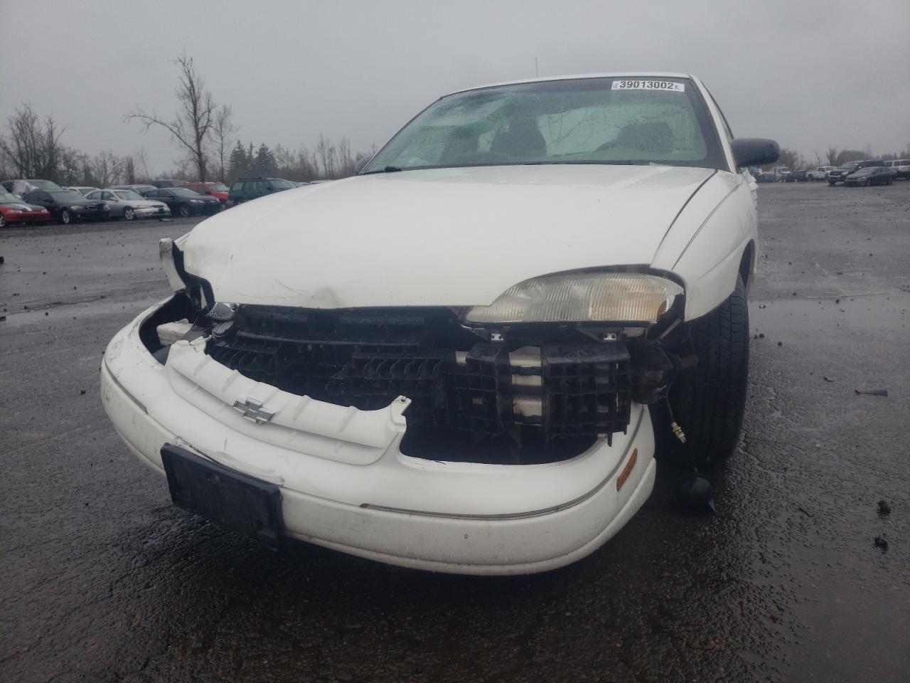 Photo 9 from auction – 2001 CHEVROLET LUMINA with VIN 2G1WL52J511194768