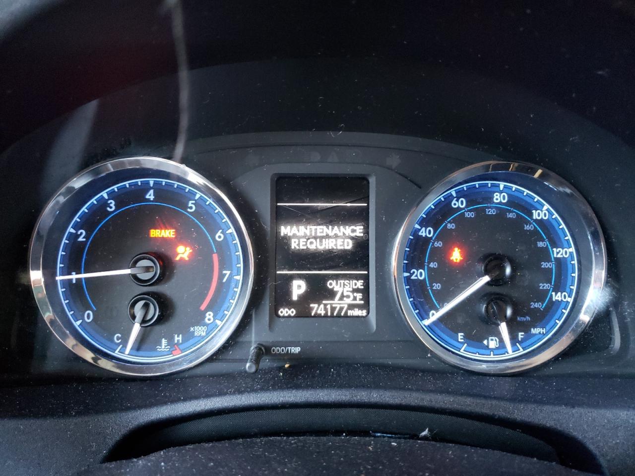 Photo 8 from auction – 2018 TOYOTA COROLLA L with VIN 2T1BURHE1JC069093