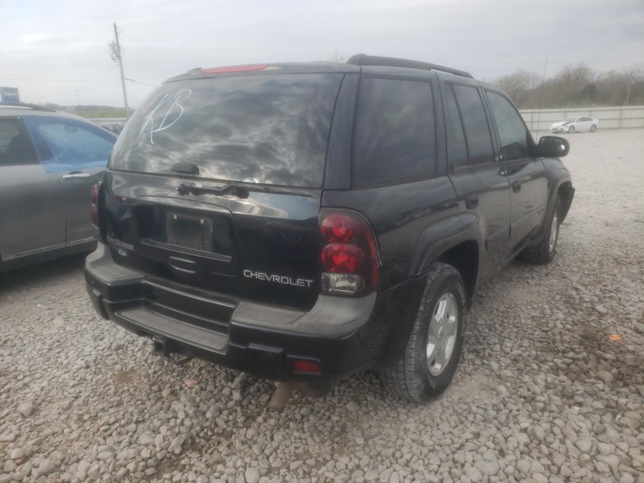 Photo 4 from auction – 2002 CHEVROLET TRAILBLAZE with VIN 1GNDS13S922370571