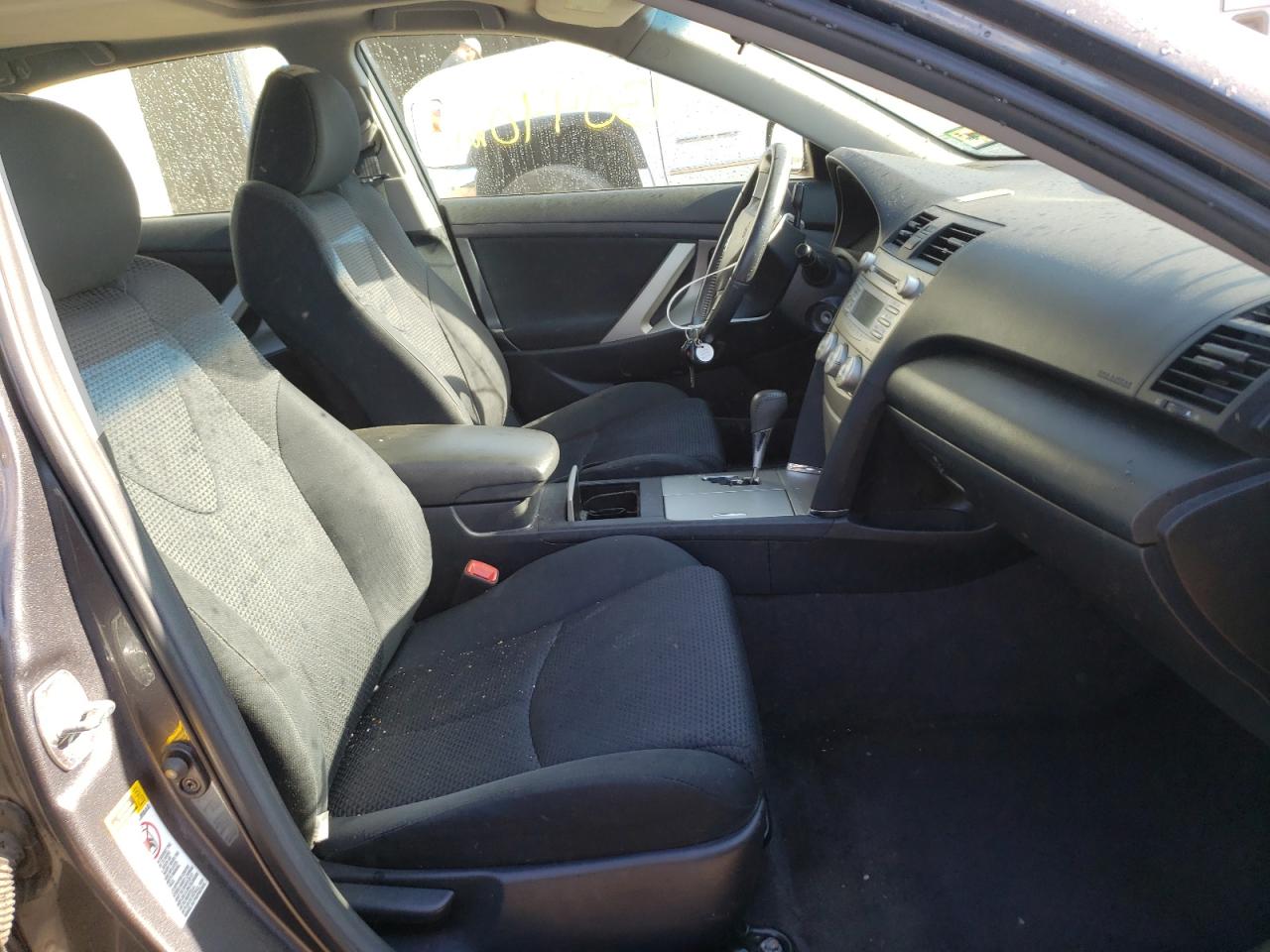 Photo 5 from auction – 2011 TOYOTA CAMRY BASE with VIN 4T1BF3EK8BU206810