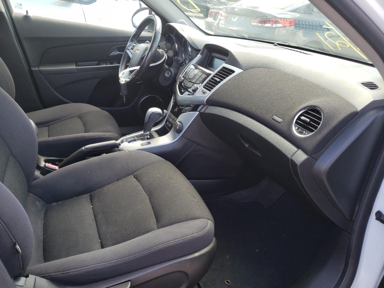 Photo 5 from auction – 2012 CHEVROLET CRUZE LT with VIN 1G1PF5SC9C7401102