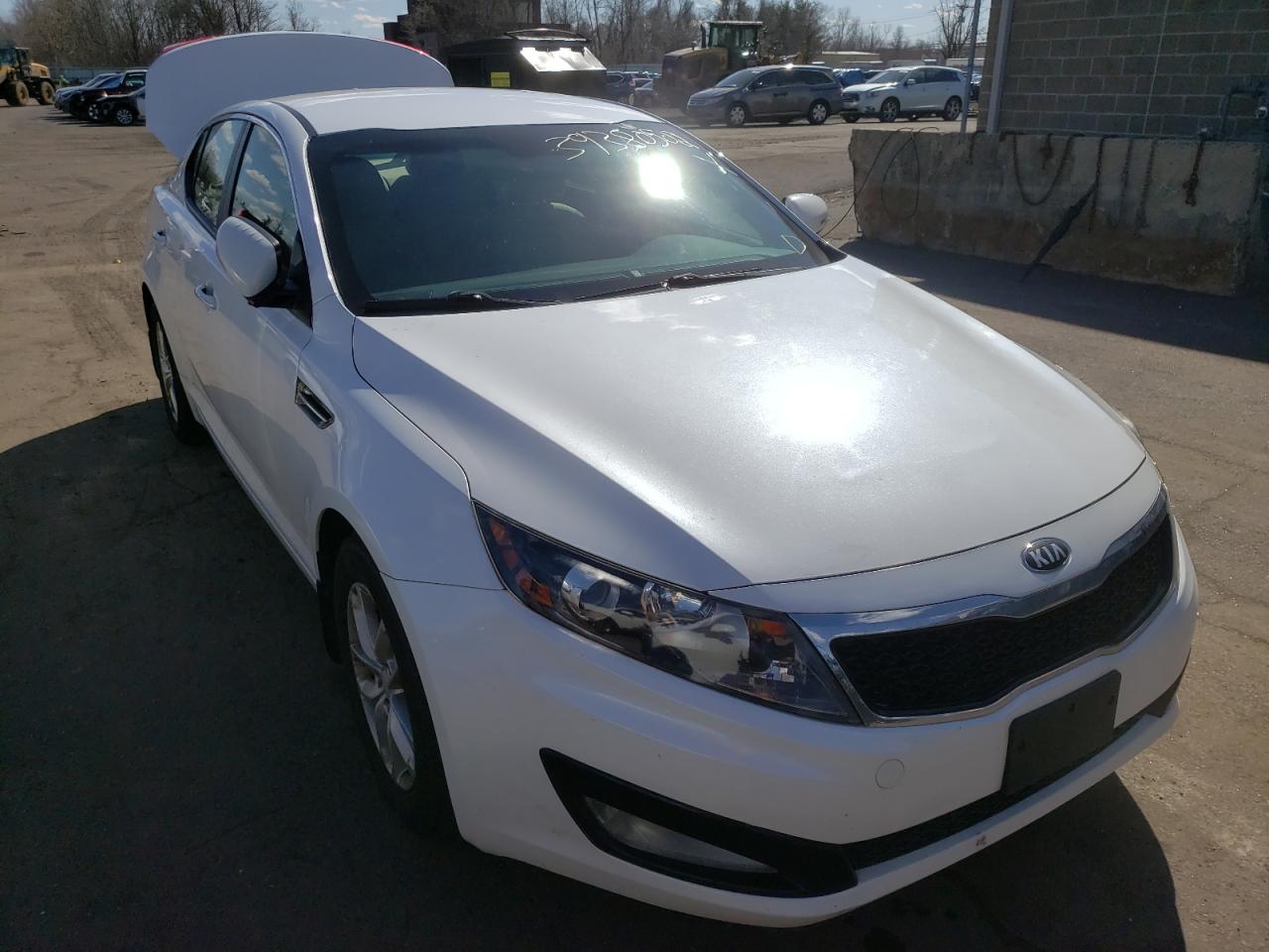 KIA OPTIMA LX 2013 with VIN KNAGM4A79D5397509 - Photo from auction