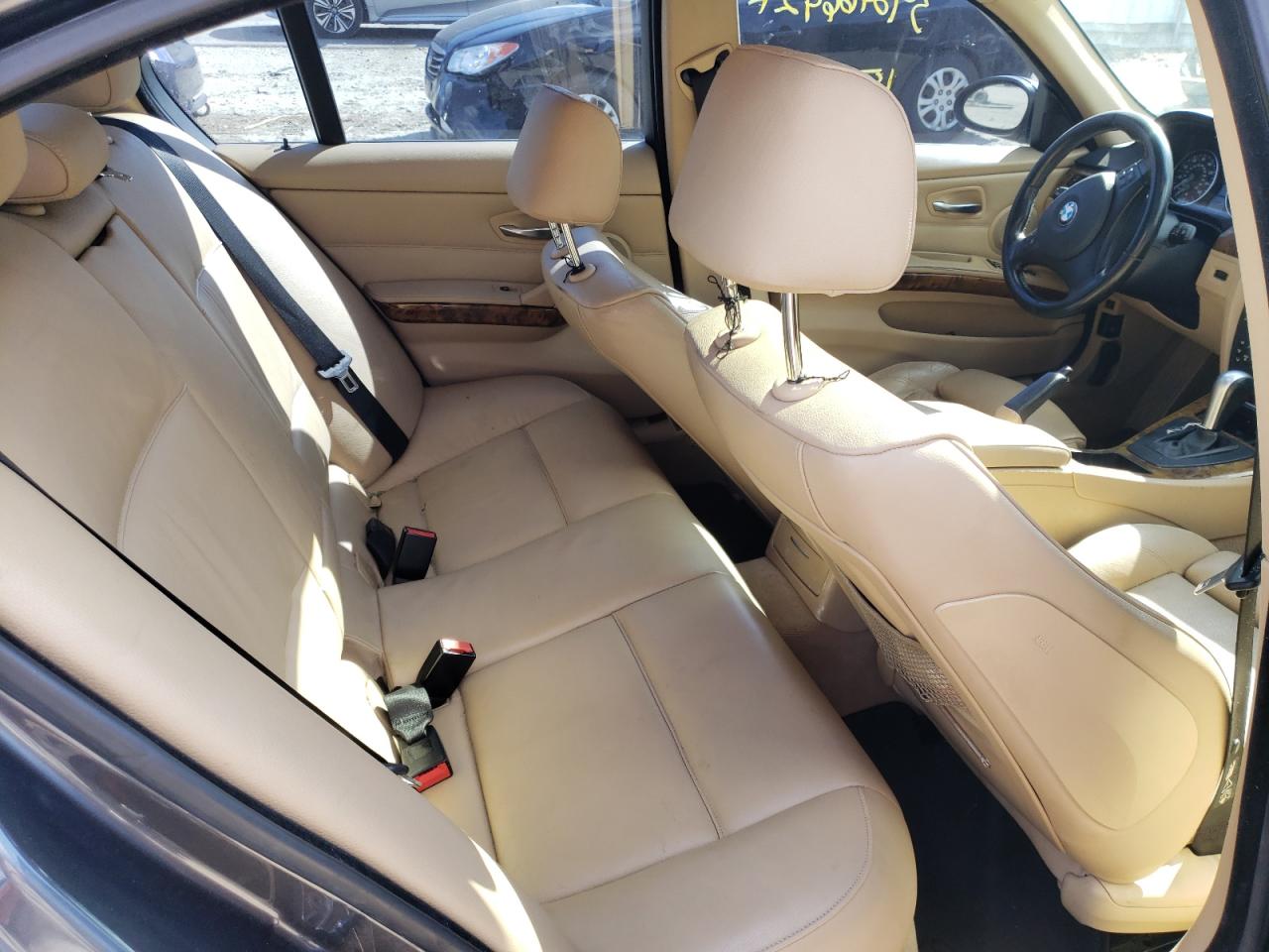 Photo 6 from auction – 2006 BMW 330 XI with VIN WBAVD33536KV65887