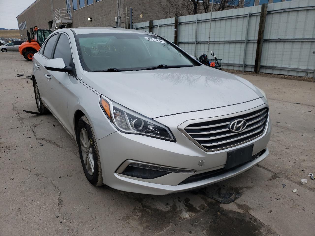 Photo 9 from auction – 2015 HYUNDAI SONATA SE with VIN 5NPE24AF8FH073459
