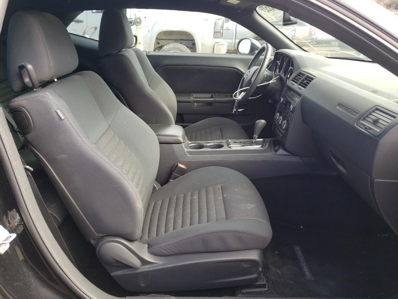 Photo 5 from auction – 2014 DODGE CHALLENGER with VIN 2C3CDYAG3EH184496