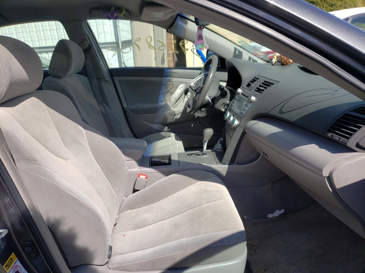 Photo 5 from auction – 2007 TOYOTA CAMRY CE with VIN 4T1BE46K77U081586