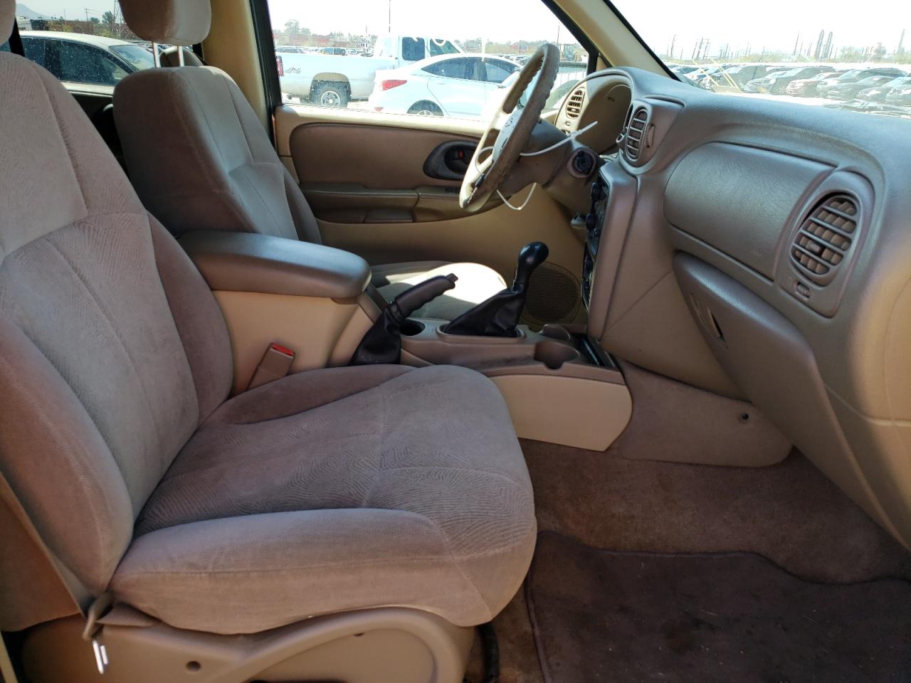Photo 5 from auction – 2004 CHEVROLET TRAILBLAZE with VIN 1GNDS13S042199213