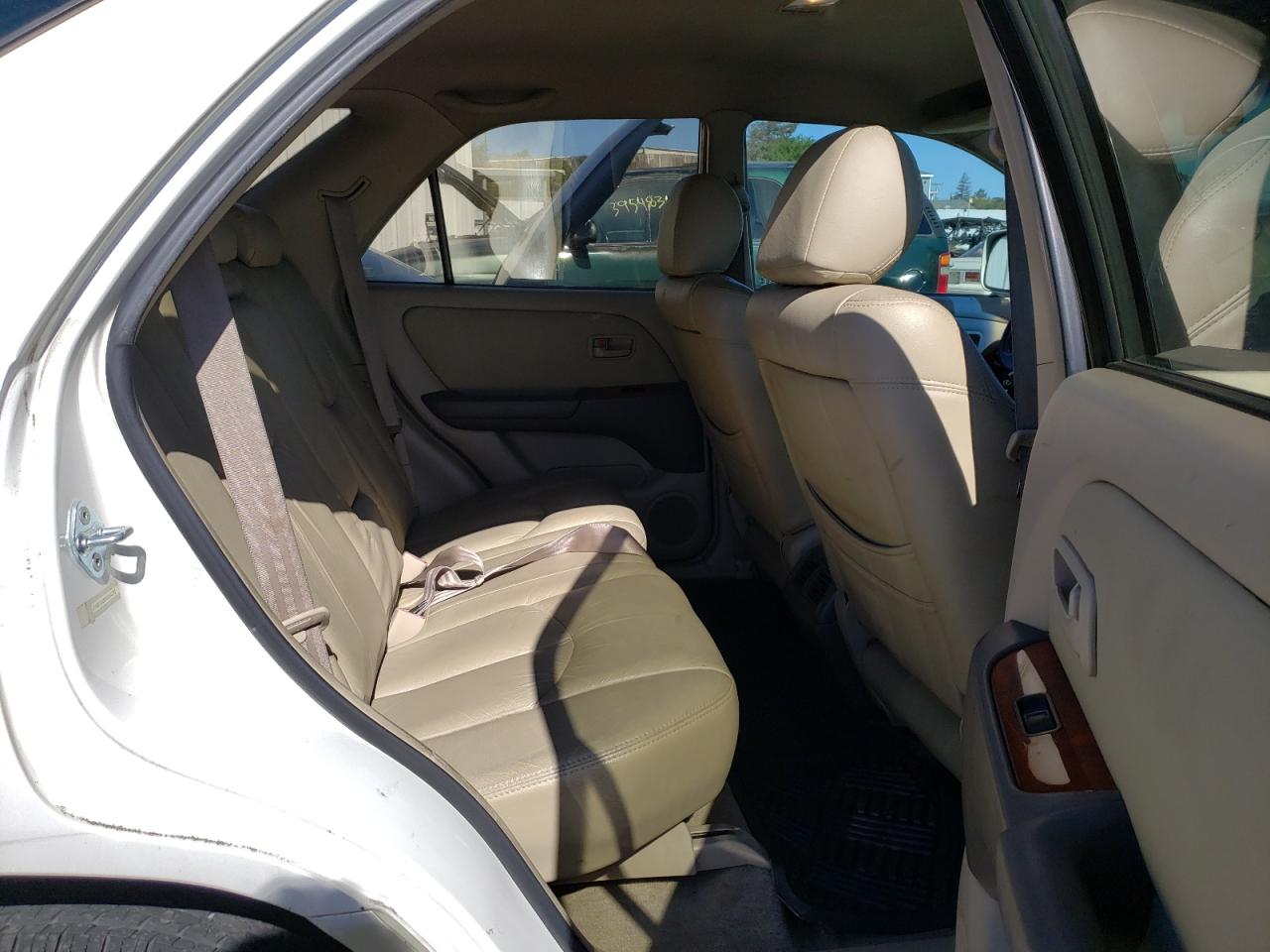 Photo 6 from auction – 2000 LEXUS RX 300 with VIN JT6GF10UXY0064233