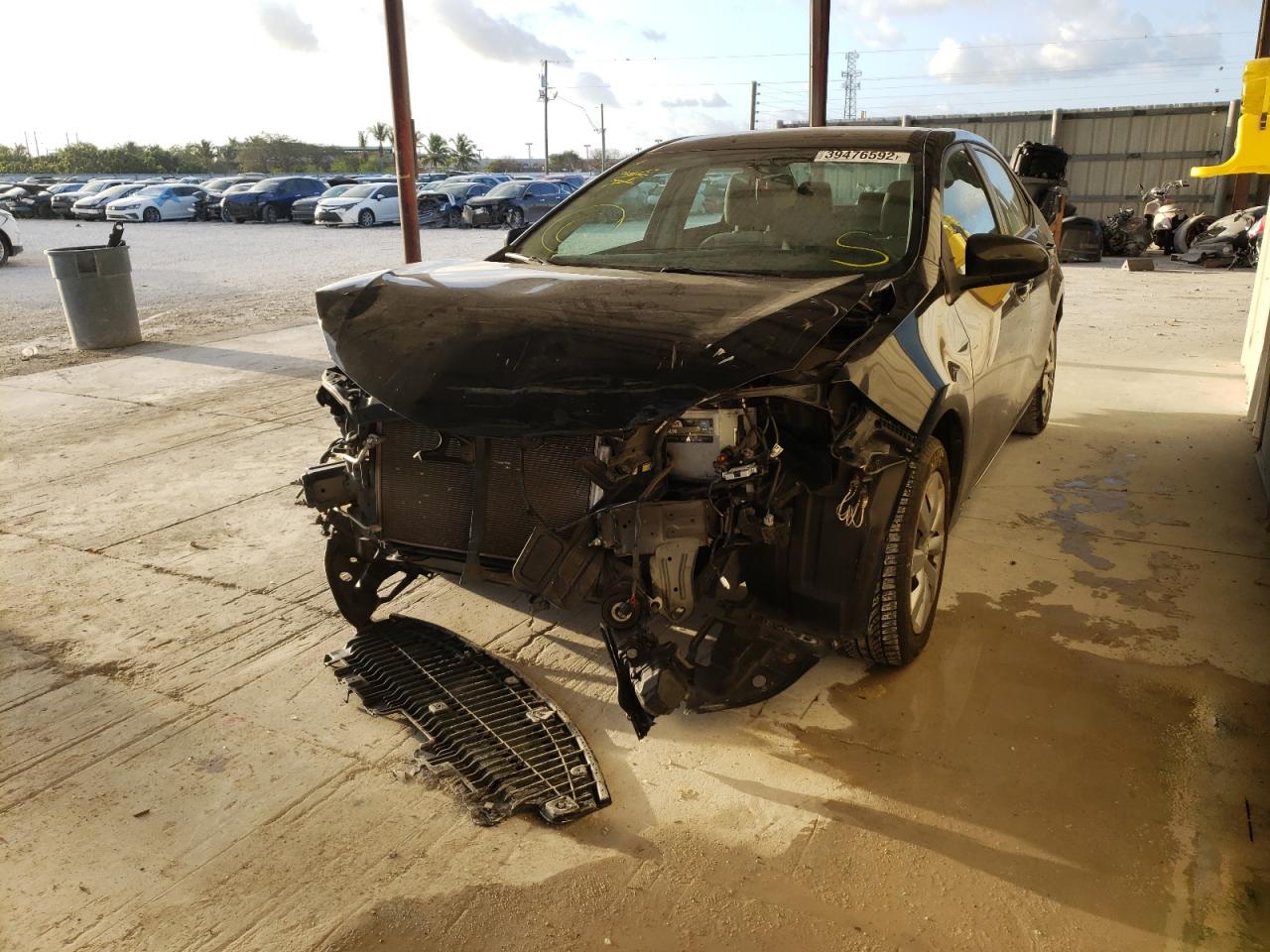 Photo 2 from auction – 2015 TOYOTA COROLLA L with VIN 2T1BURHE8FC388272