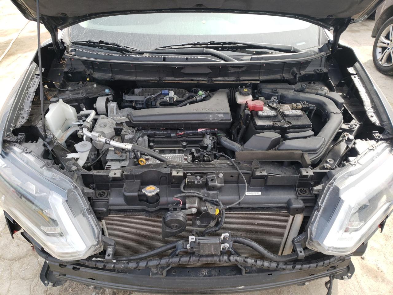 Photo 7 from auction – 2017 NISSAN ROGUE SV with VIN 5N1AT2MV3HC864639