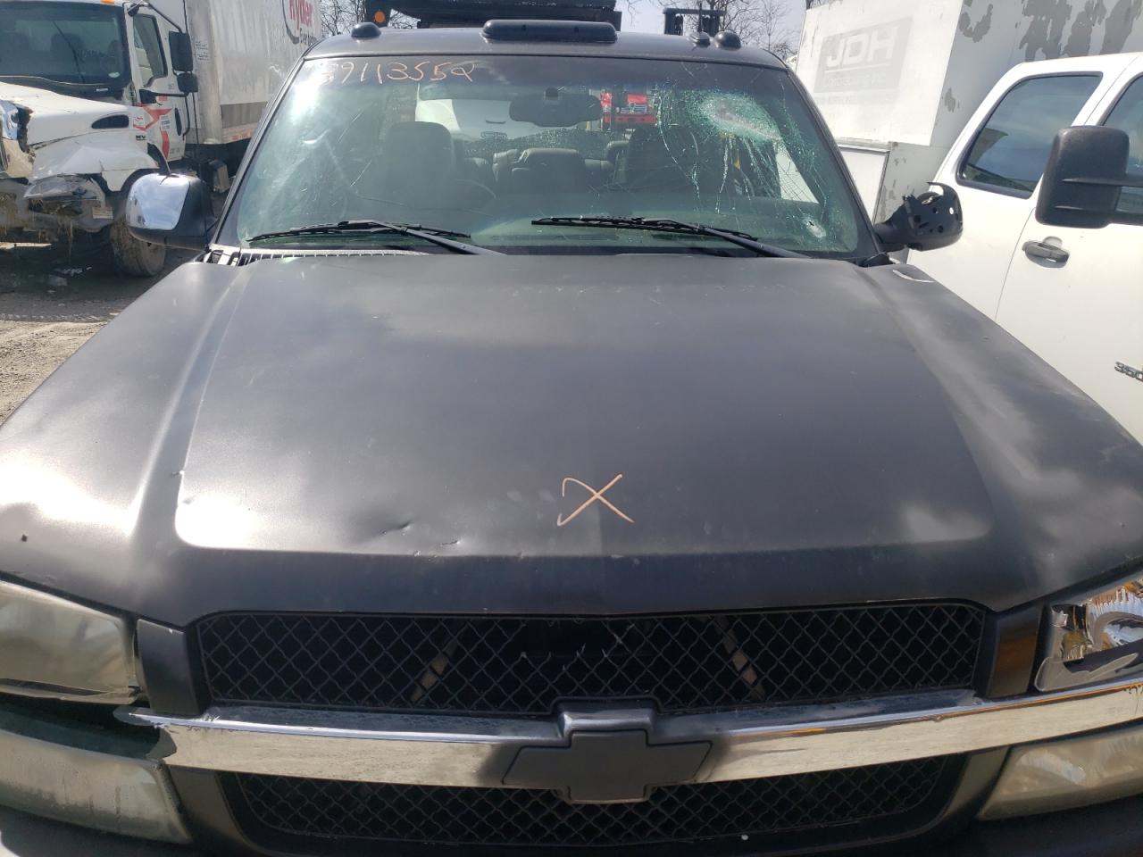 Photo 7 from auction – 2003 CHEVROLET SILVERADO with VIN 1GCJC33123F175837