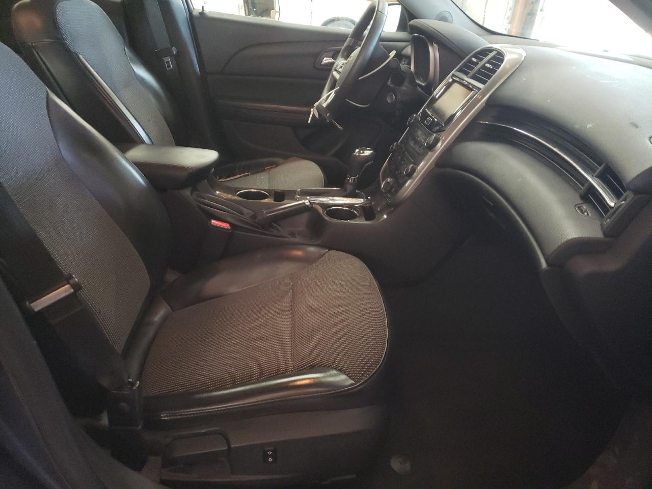 Photo 5 from auction – 2014 CHEVROLET MALIBU 1LT with VIN 1G11C5SL0EF159839
