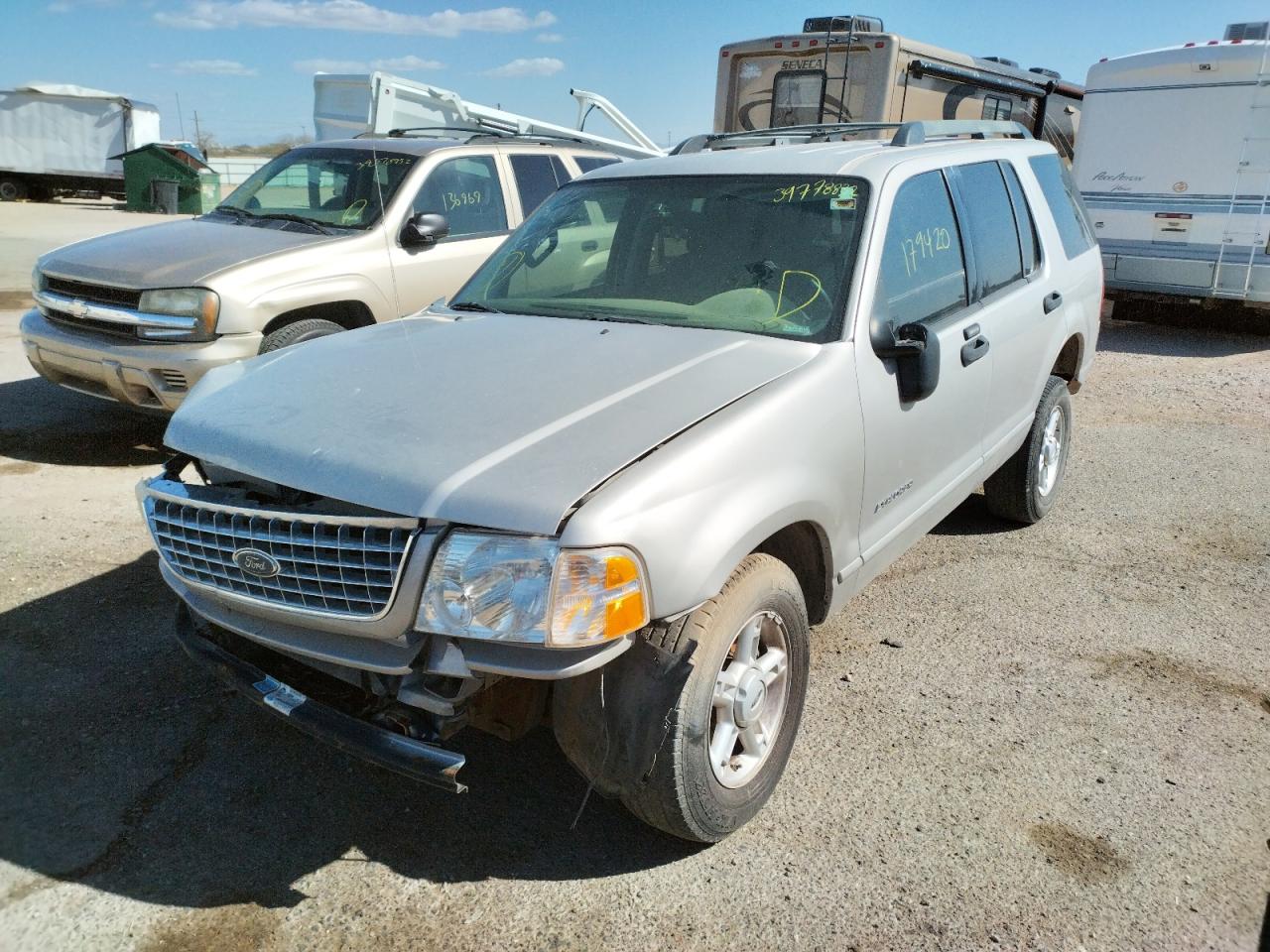 Photo 2 from auction – 2005 FORD EXPLORER X with VIN 1FMZU63KX5ZA32786