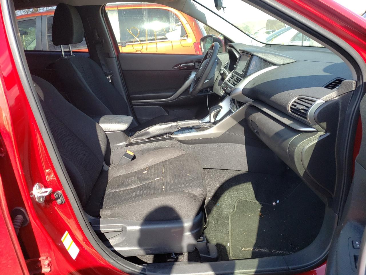Photo 5 from auction – 2020 MITSUBISHI ECLIPSE CR with VIN JA4AS3AA6LZ006063