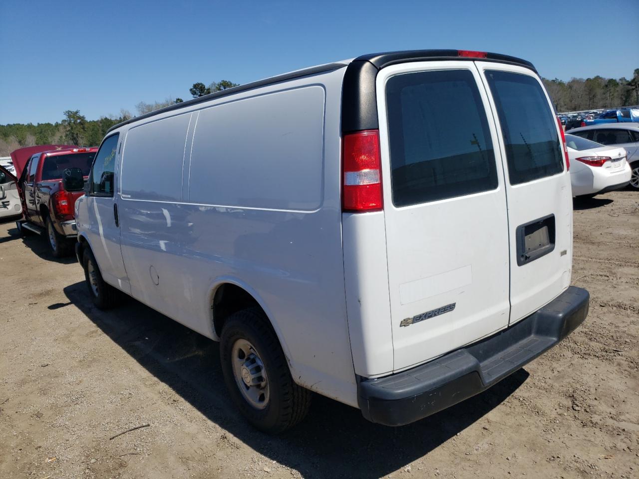 Photo 3 from auction – 2019 CHEVROLET EXPRESS G2 with VIN 1GCWGAFP2K1279948