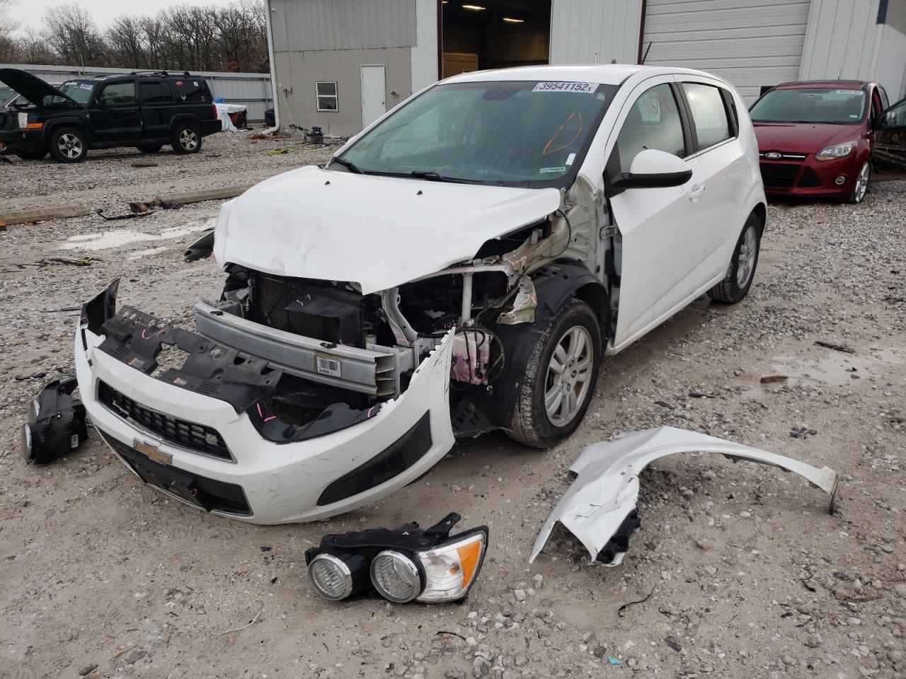 Photo 2 from auction – 2015 CHEVROLET SONIC LT with VIN 1G1JC6SH8F4111021