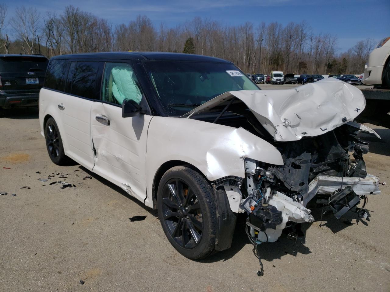 FORD FLEX LIMIT 2016 with VIN 2FMHK6D8XGBA03217 - Photo from auction