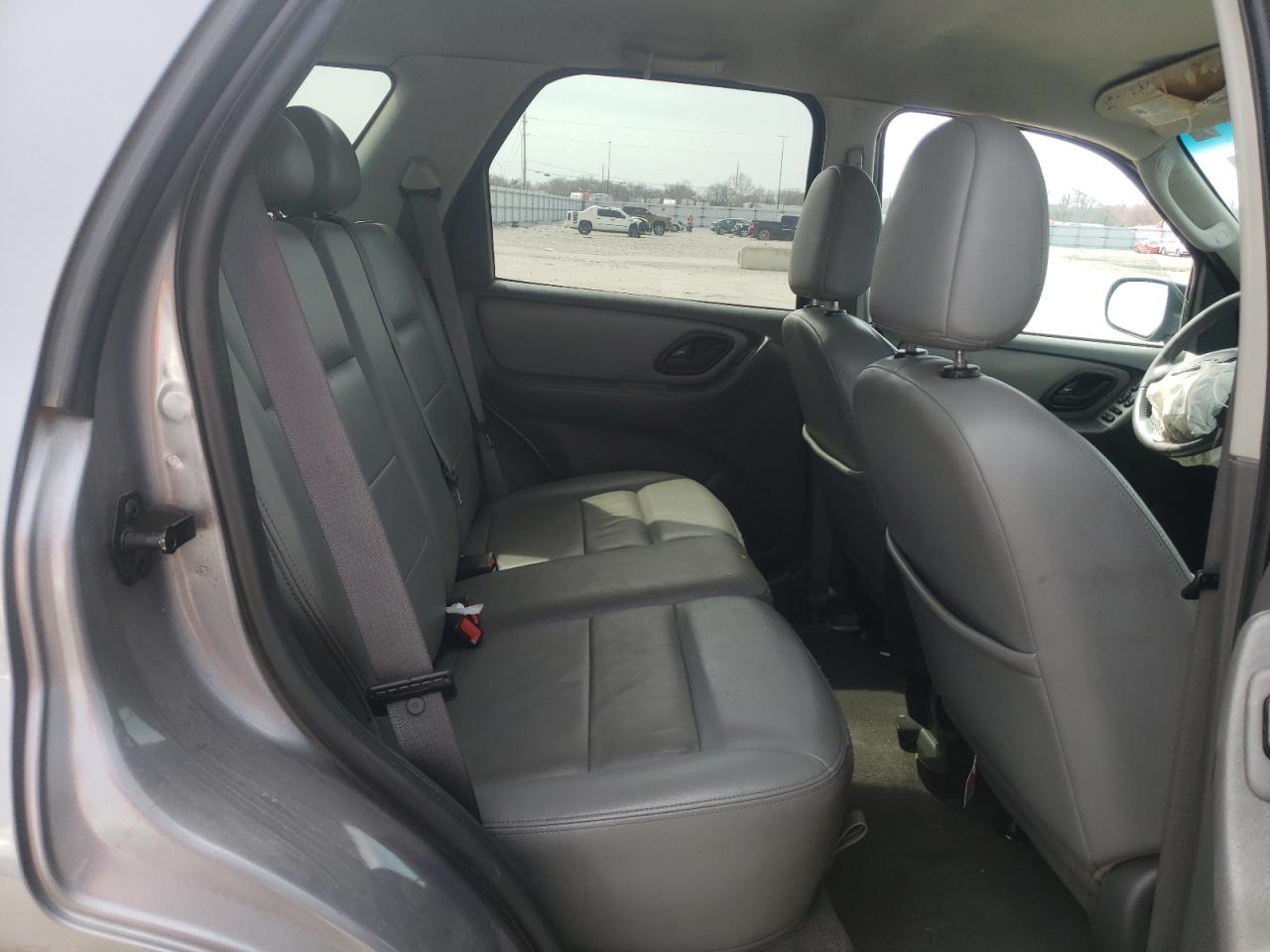 Photo 6 from auction – 2007 FORD ESCAPE XLT with VIN 1FMYU03177KA26438