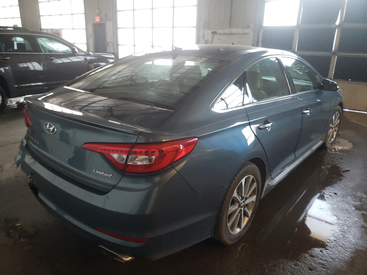 Photo 4 from auction – 2016 HYUNDAI SONATA SPO with VIN 5NPE34AF2GH330730