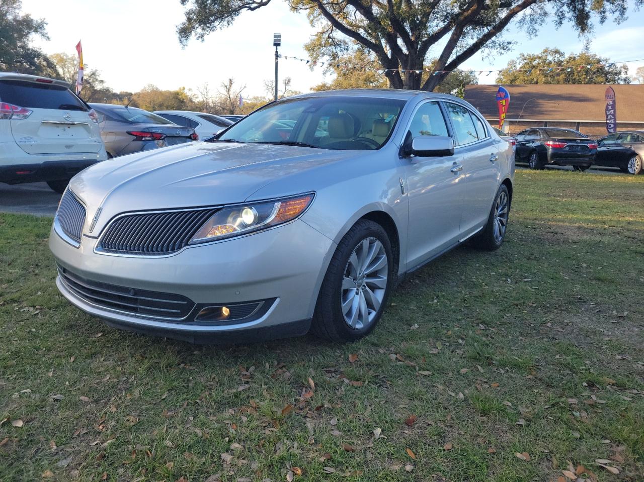 Photo 2 from auction – 2013 LINCOLN MKS with VIN 1LNHL9DK0DG612752