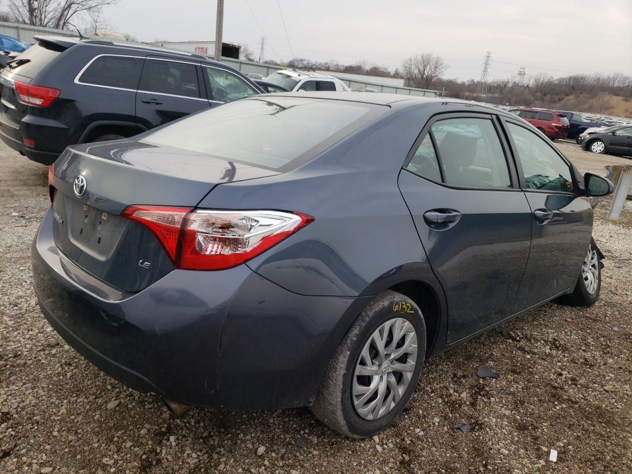 Foto 4 de la subasta – 2017 TOYOTA COROLLA L con VIN 2T1BURHEXHC930149