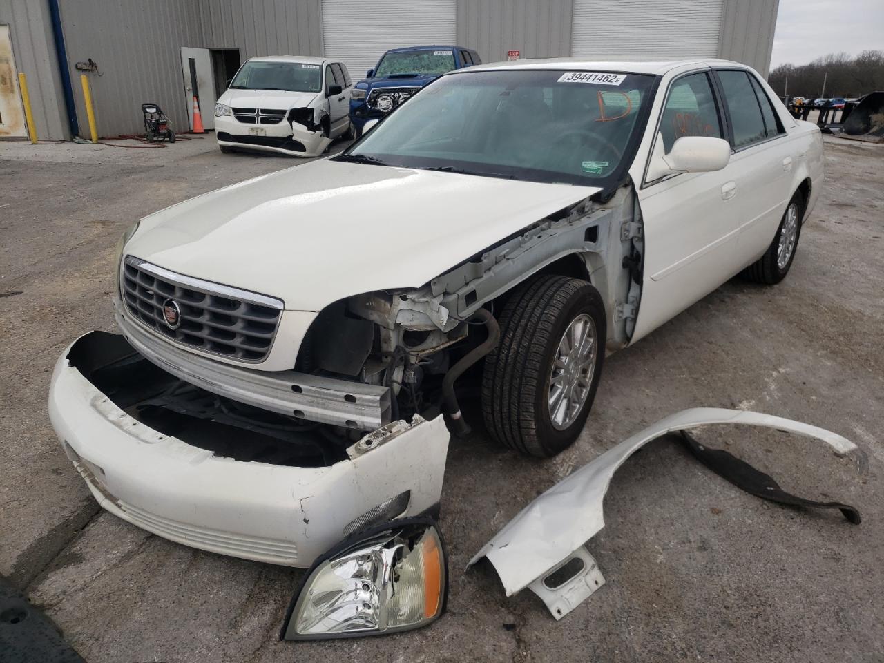 Photo 2 from auction – 2004 CADILLAC DEVILLE DH with VIN 1G6KE57Y54U216172