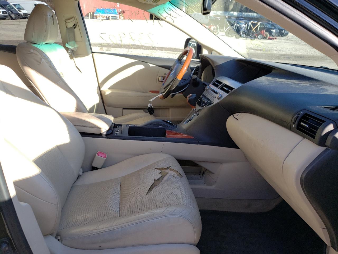 Photo 5 from auction – 2011 LEXUS RX 450 with VIN JTJBC1BA8B2035031