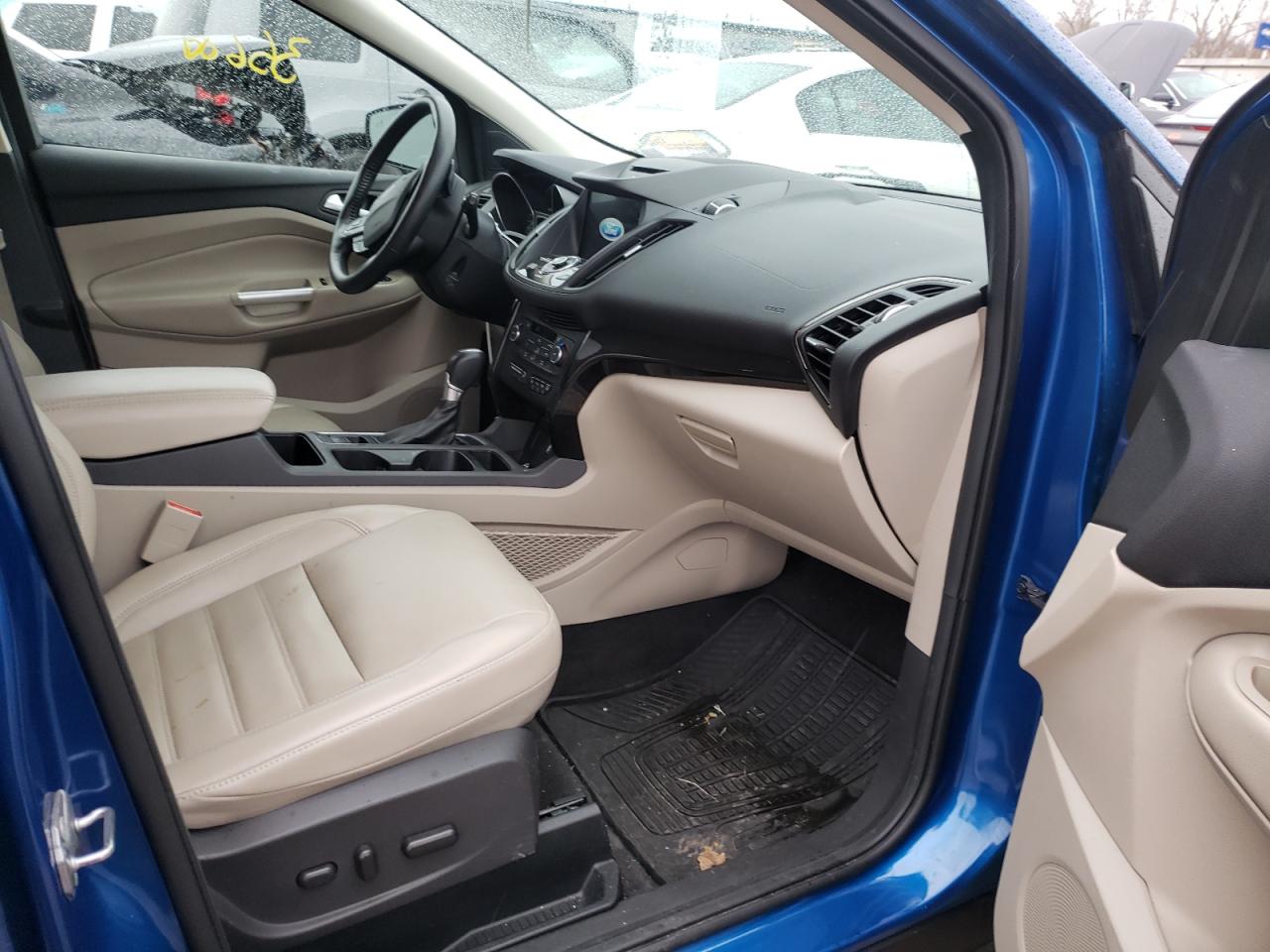 Photo 5 from auction – 2017 FORD ESCAPE TIT with VIN 1FMCU0JD0HUD06070