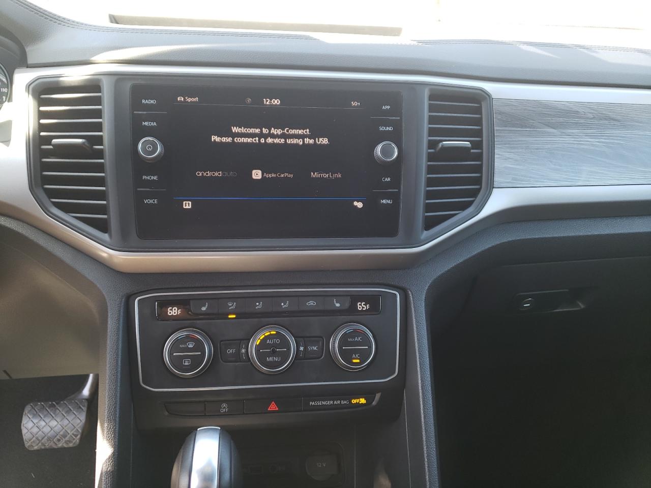 Photo 9 from auction – 2020 VOLKSWAGEN ATLAS CROS with VIN 1V21E2CA2LC212082