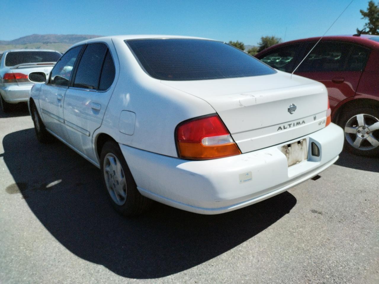 Photo 3 from auction – 1999 NISSAN ALTIMA with VIN 1N4DL01D4XC209105