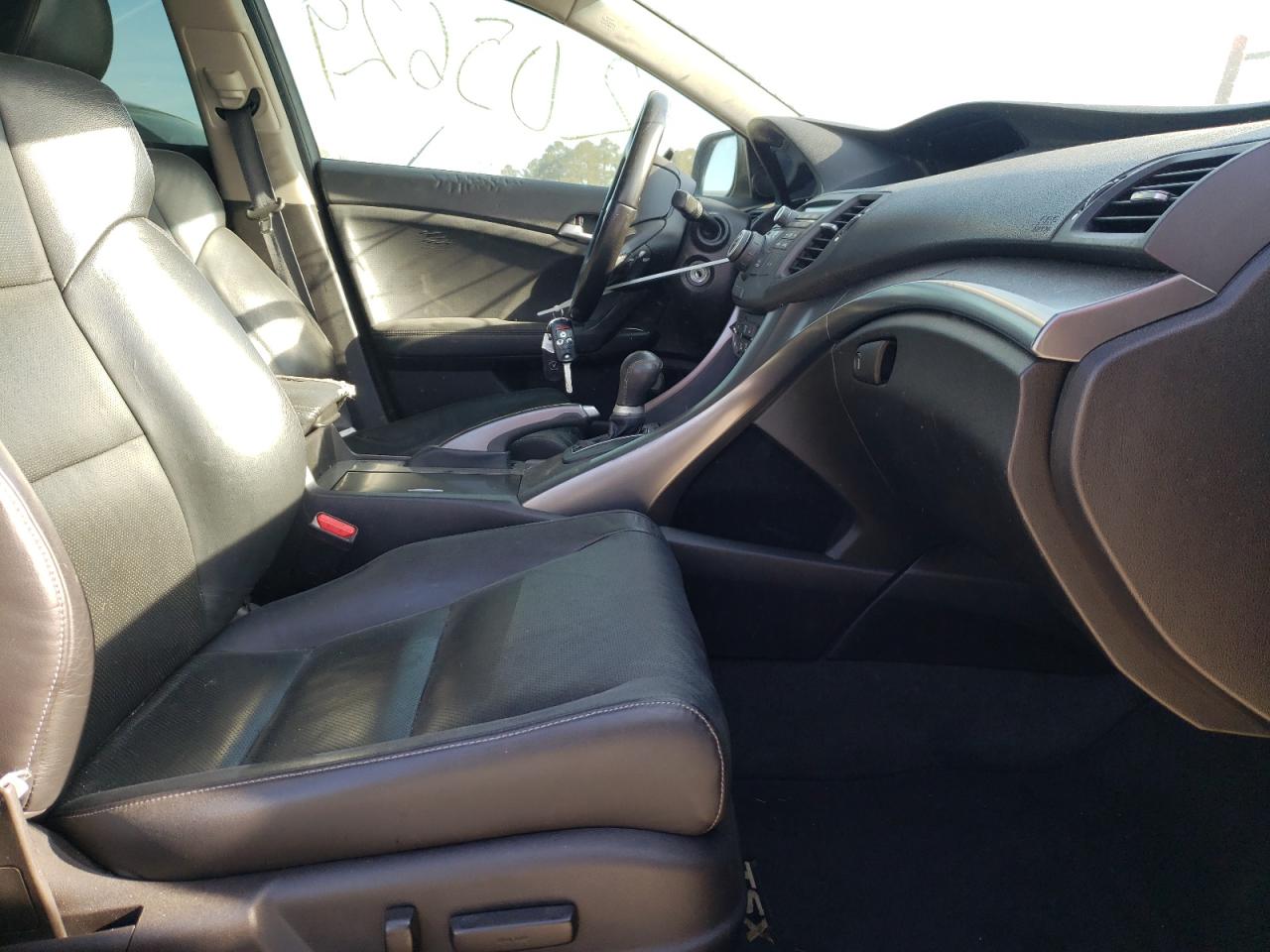 Photo 5 from auction – 2012 ACURA TSX TECH with VIN JH4CU2F60CC019562