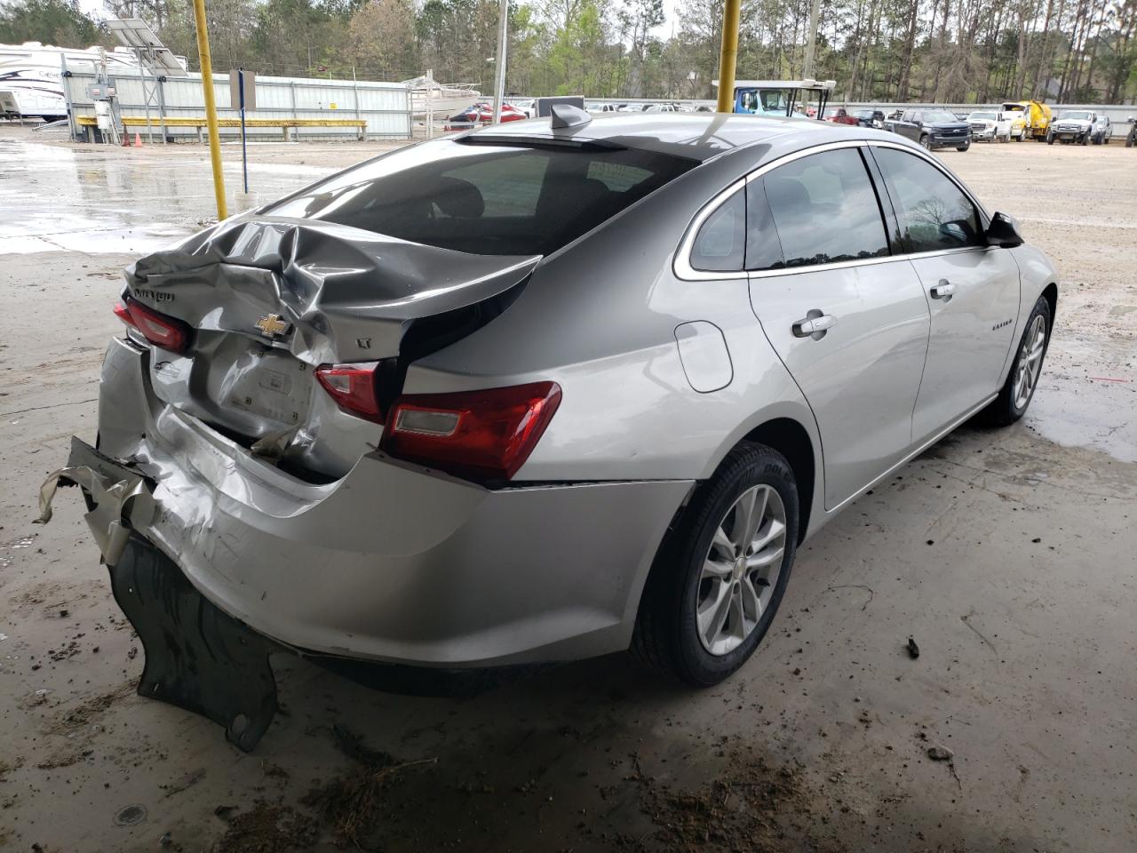 Photo 4 from auction – 2018 CHEVROLET MALIBU LT with VIN 1G1ZD5ST6JF138035