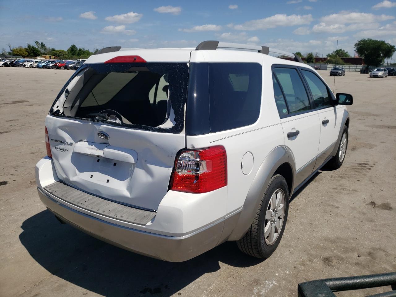 Photo 4 from auction – 2006 FORD FREESTYLE with VIN 1FMDK01146GA55761