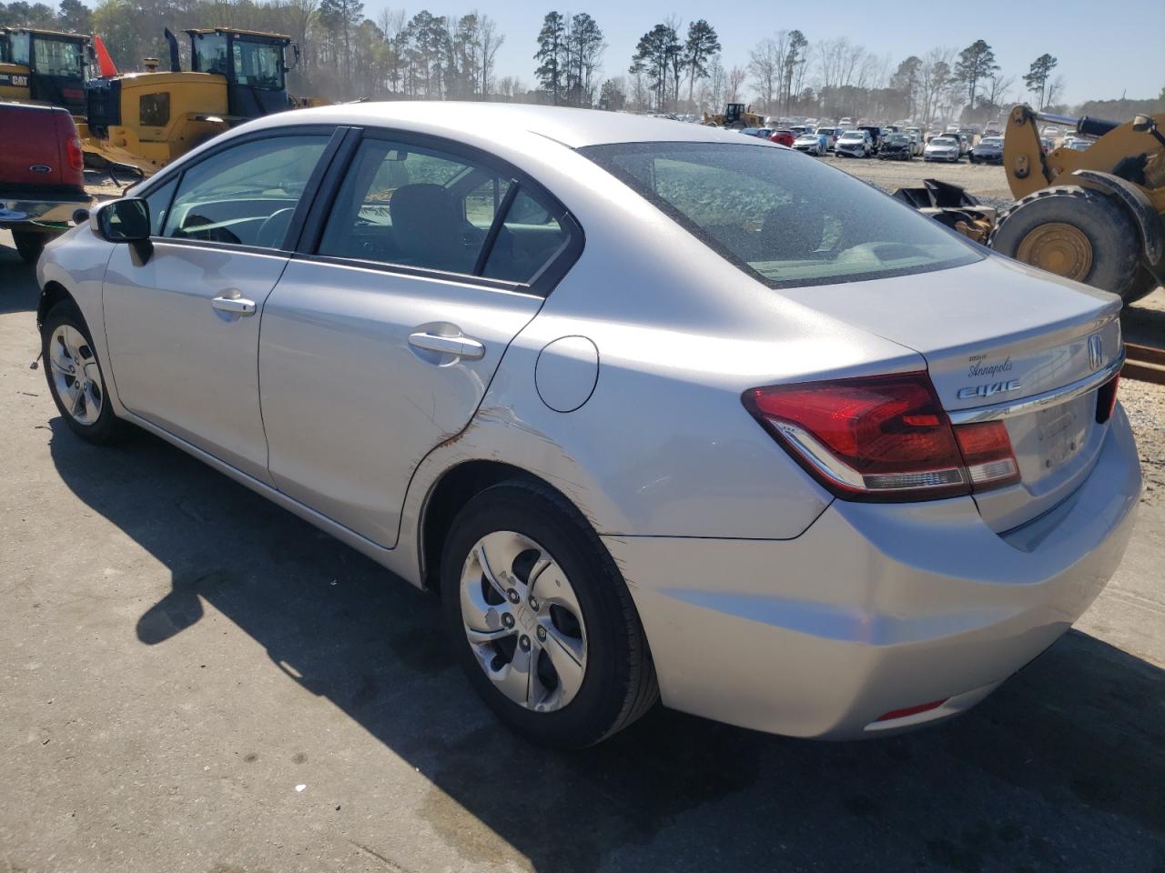 Photo 3 from auction – 2015 HONDA CIVIC LX with VIN 19XFB2F59FE038040