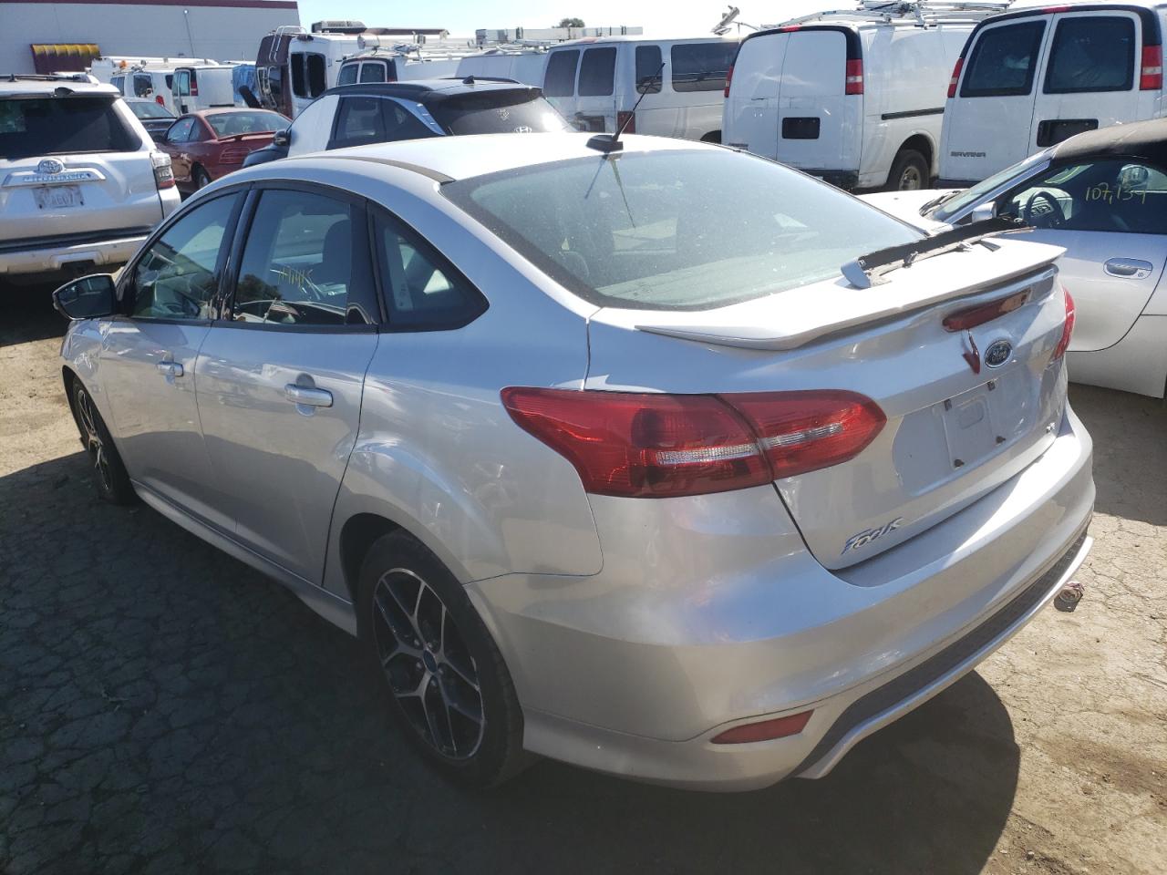 Photo 3 from auction – 2015 FORD FOCUS SE with VIN 1FADP3F2XFL334671