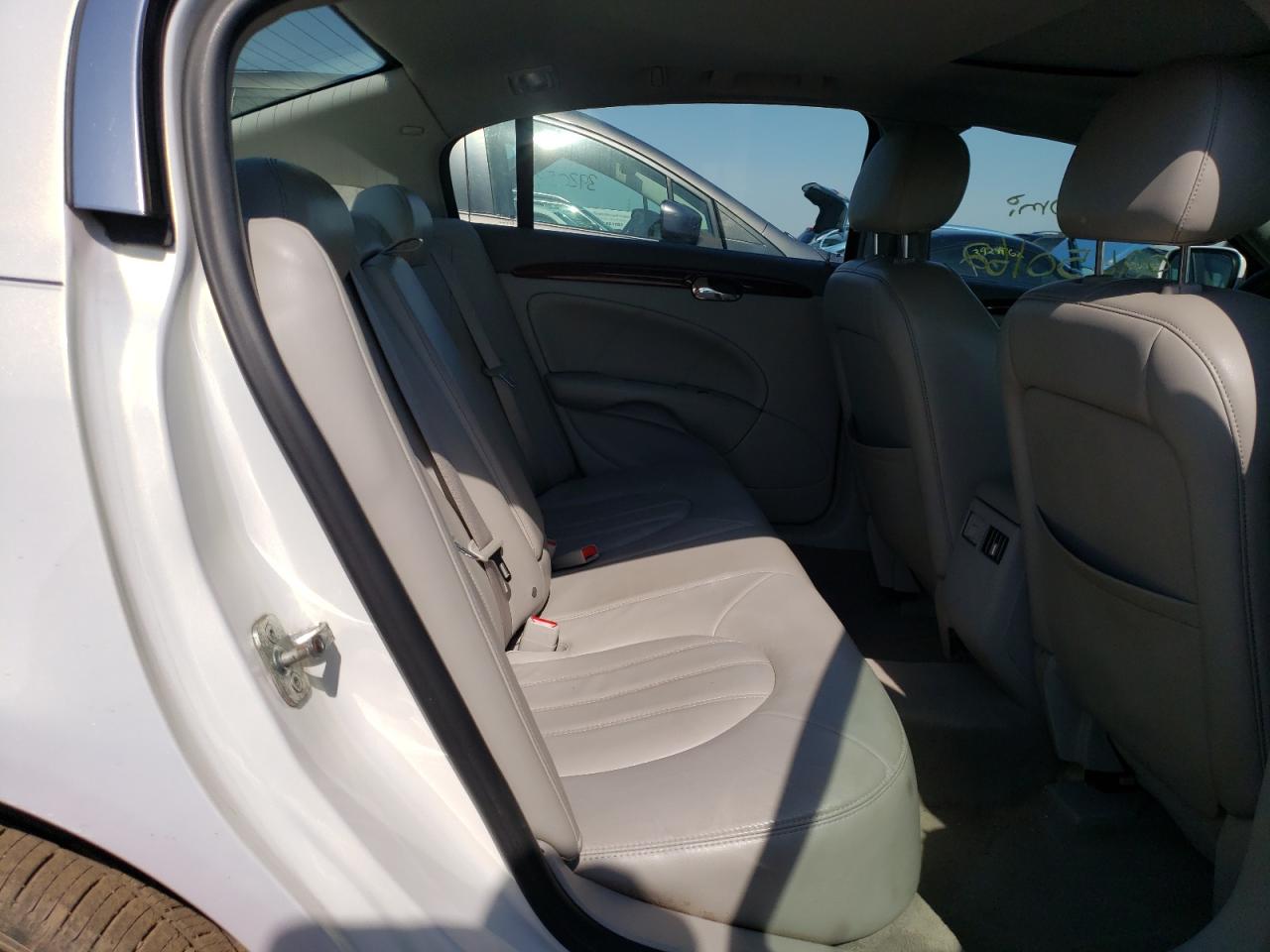 Photo 6 from auction – 2007 BUICK LUCERNE CX with VIN 1G4HD572X7U179903