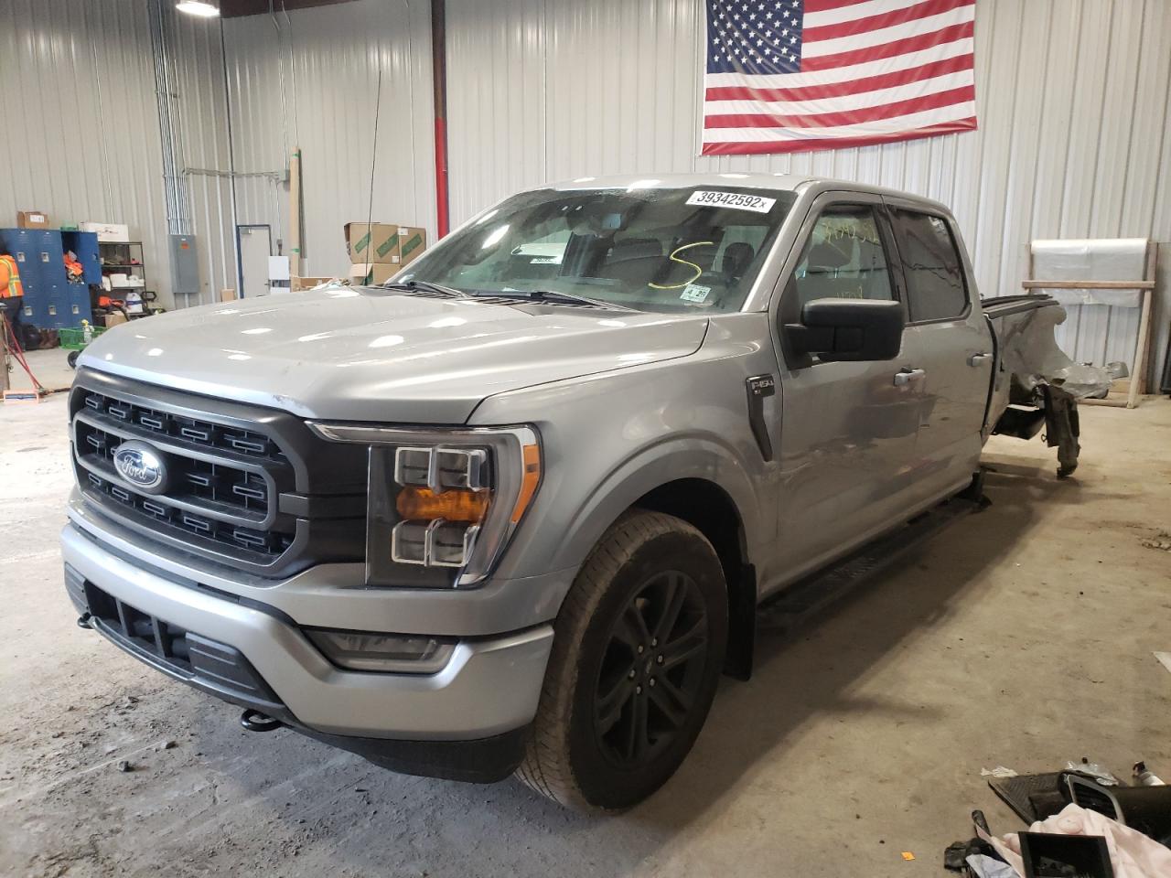 Photo 2 from auction – 2021 FORD F150 SUPER with VIN 1FTFW1E83MKD45028