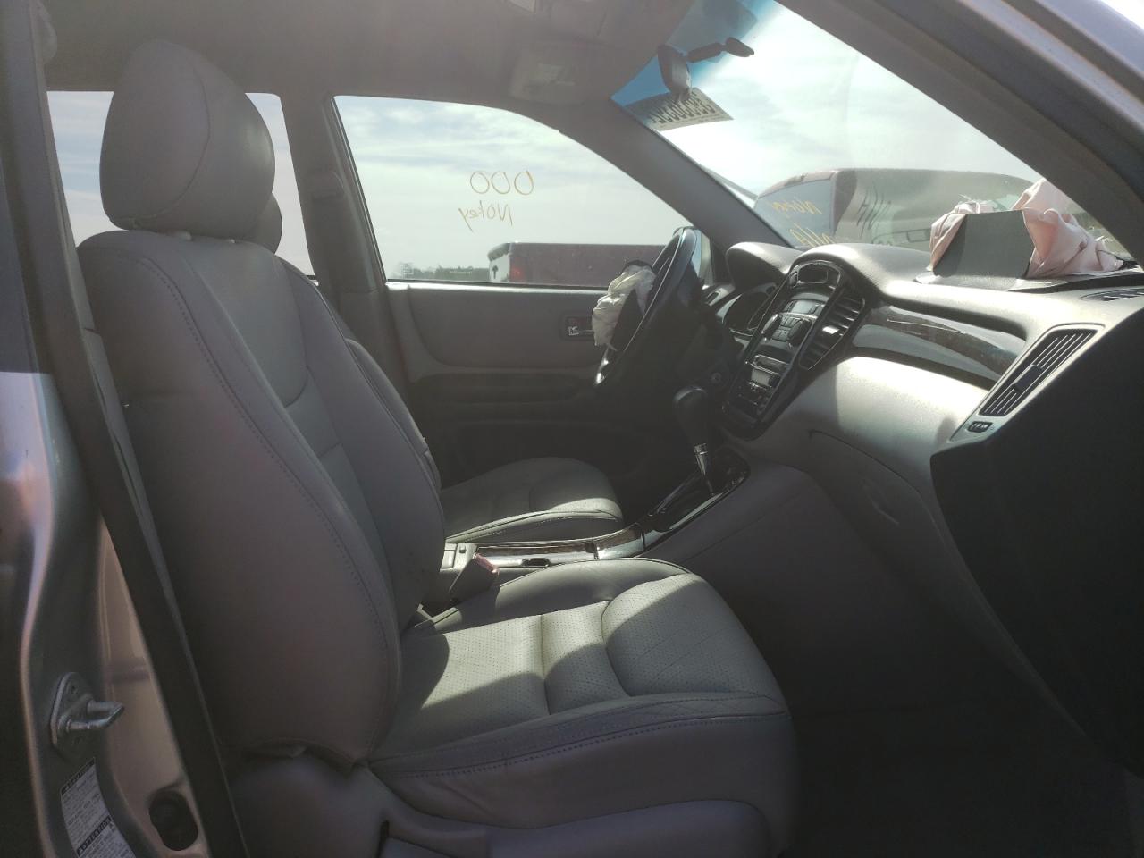Photo 5 from auction – 2002 TOYOTA HIGHLANDER with VIN JTEHF21AX20058409