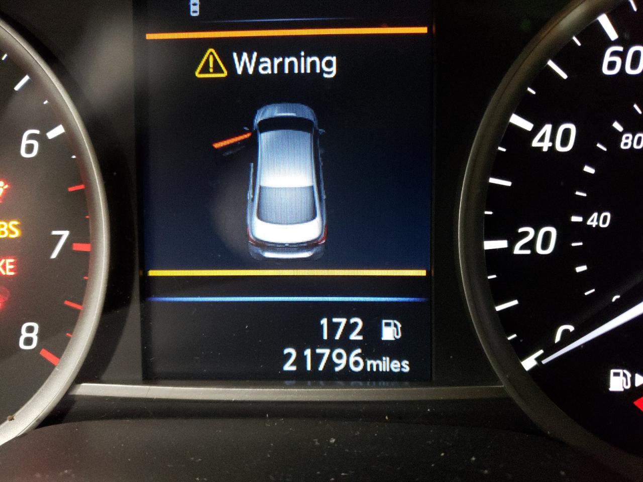 Photo 8 from auction – 2019 NISSAN SENTRA S with VIN 3N1AB7AP1KY403872