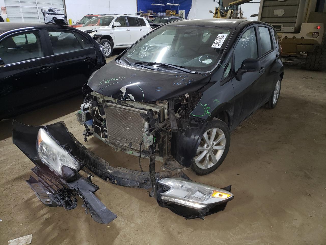 Photo 2 from auction – 2014 NISSAN VERSA NOTE with VIN 3N1CE2CP2EL398604